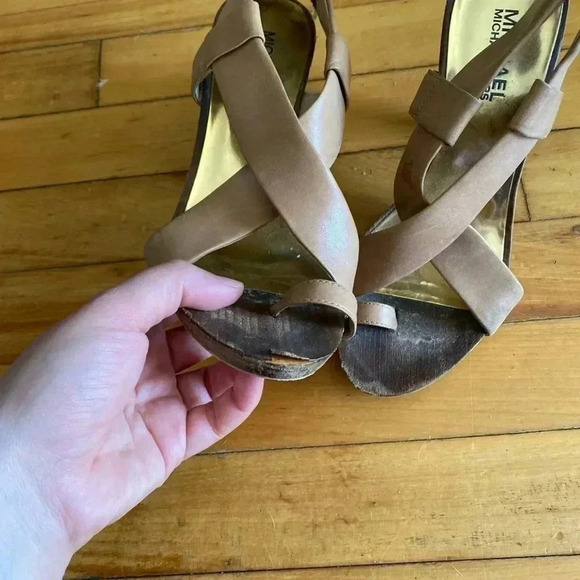 Michael kors toe sandals - Picture 2 of 7